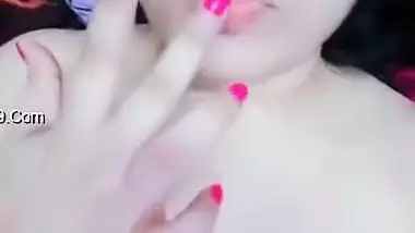 Today Exclusive- Horny Desi Girl Showing Her Big Boobs And Wet Pussy