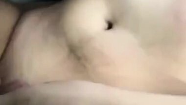 Sexy Girl Pussy Fingering by BF in Car