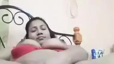 Desi Unsatisfied Bhabhi Wet Pussy Fingering