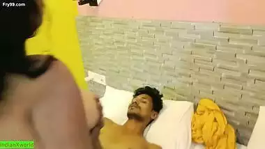 Indian sexy bhabhi hot real fucking with young lover! Hindi sex