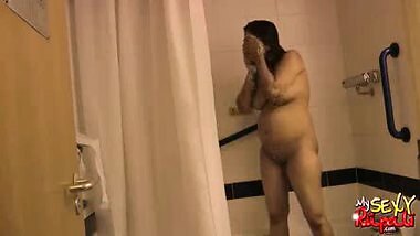indian big boobs babe rupali show off her bigtits in shower - cutecam.org