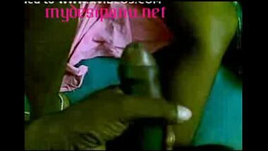 Famous tamil aunty again showing her busty asset on cam