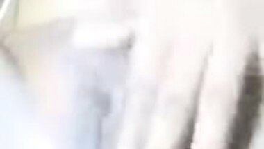 Horny Desi girl shows her XXX sweet pussy in video call sex with lover