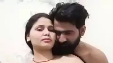 Beautiful Muslim Bhabi sex with her neighbor guy