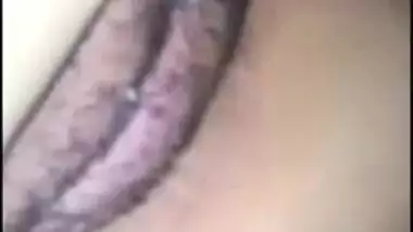Desi Cute Girl Showing and Fingering Pussy