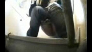 pissing