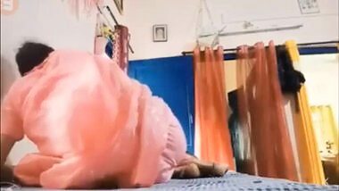 Servant Guy Fucking Hot Bhabhi Watching TV