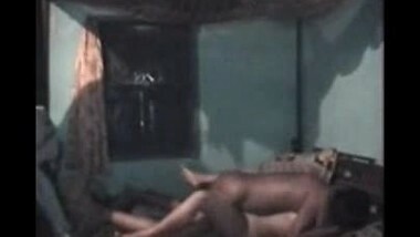 Desi young couple Fucked On - Wowmoyback