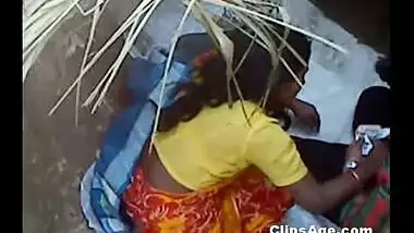 Tamil lady getting fucked doggy style by uncle hot MMS clip