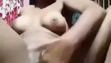 Indian girl masturbation video of horny desi girl