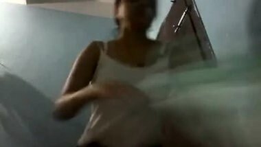 Hot Mallu teen changing her clothes