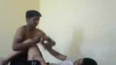 Foreplay video of a hot bhabhi and her devar