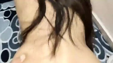 BF seduces and bangs his 19 yr old GF in the class