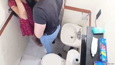 Horny bhabhi amazing cock sucker