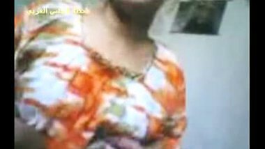 Hot Arabic Babe Fucking With Indian Boyfriend