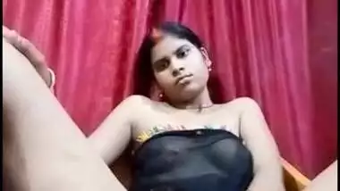 Horny Dehati Desi wife MMS video where she flaunts her main XXX spot
