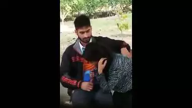 Indian pair outdoor desi mms sex scandal leaked online