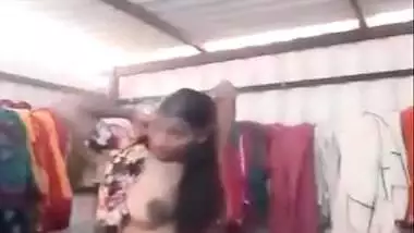 Tamil Wife Nude Video Record in Hidden Cam