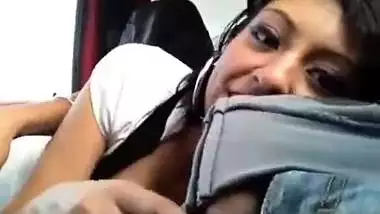 Hot Bangla girl sucking penis inside car