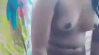 Village beauty bathing nude outdoor sex MMS