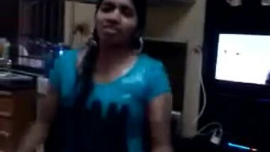 Tamil girl dancing and showing naked body