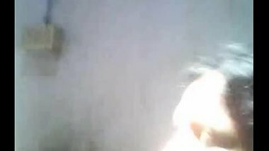 Busty shameless aunty making her desi sex mms