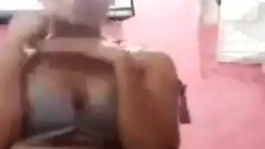 Tamil Girl Showing