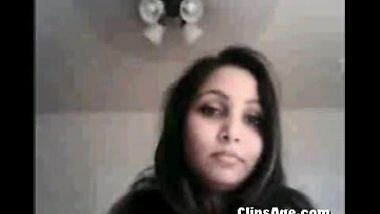 Sexy busty boobs girl exposed her sexy figure on demand