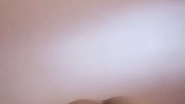 MILF desi fingering in nude viral video shared