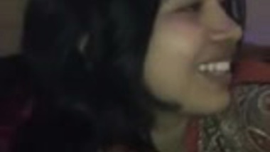 Sexy Paki girl with pot in Hindi Audio VENOM