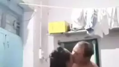Mature Desi couple make private XXX video of their fucking at home