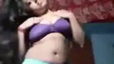 Sexy Desi Girl Strip Dance