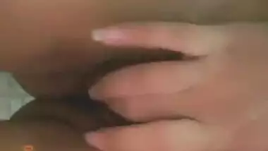Super cute paki babe fingering