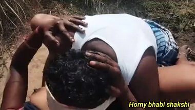 25 years old desi girl fucked by best friend