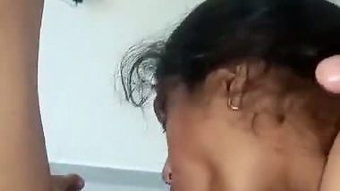 Cute bhabhi giving BJ