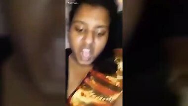 Desi horny south indian wife masturbating in saree