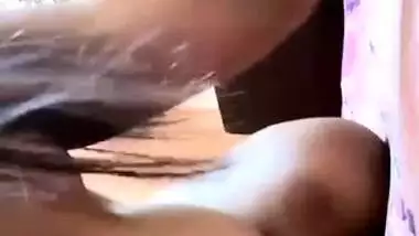 Horny Girl Enjoying Masturbation in Live