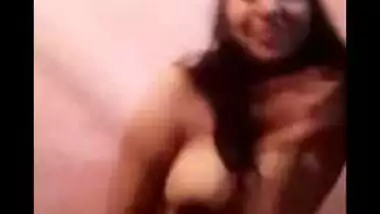 Super Sexy Bhabhi Dancing