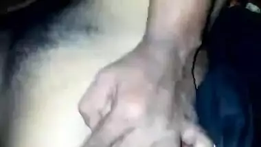 Desi aunty hot video captured by a neighbour