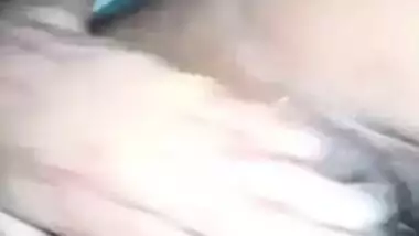 Cute Bengali girl nude fingering hot video