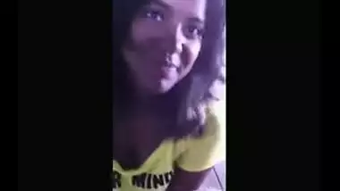 Free Indian porn of college girl gives blowjob to her senior