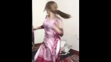 Bangladeshi hot girl arabian dancing