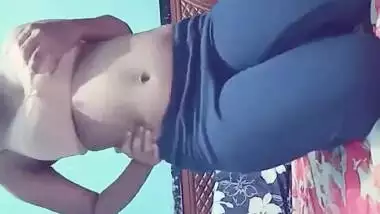 Bangladeshi Horny Girl making Video for Bf