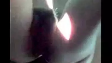 North indian girl fucked by her boyfriend in the car