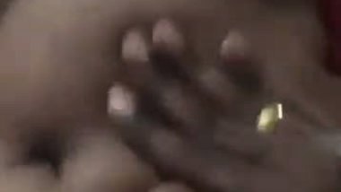 Saree girl boob show to lover and boob press