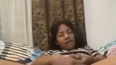 Cute Desi Girl Fingaring