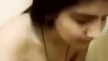 Hot Paki Girl Shows Her Boobs And Pussy