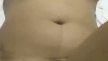 hot Indian Saahibaa Being roughly Fingered by waiter
