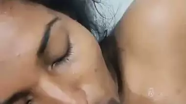 Village milf gives a desi blowjob to her lover