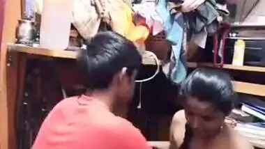 Desi boobs press and sucking in tailor shop